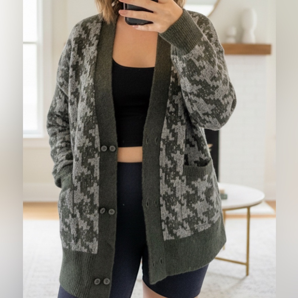 Madewell‎ Allston Double-Button Cardigan Size XS but very oversized can fit S